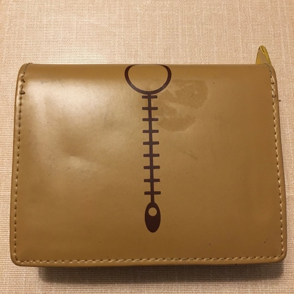 Rilakkuma Artificial Leather Yellow Wallet - Picture 2 of 8